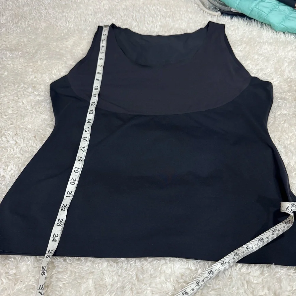 SPANX Black Fitted Tank Top in Black - Picture 6 of 9